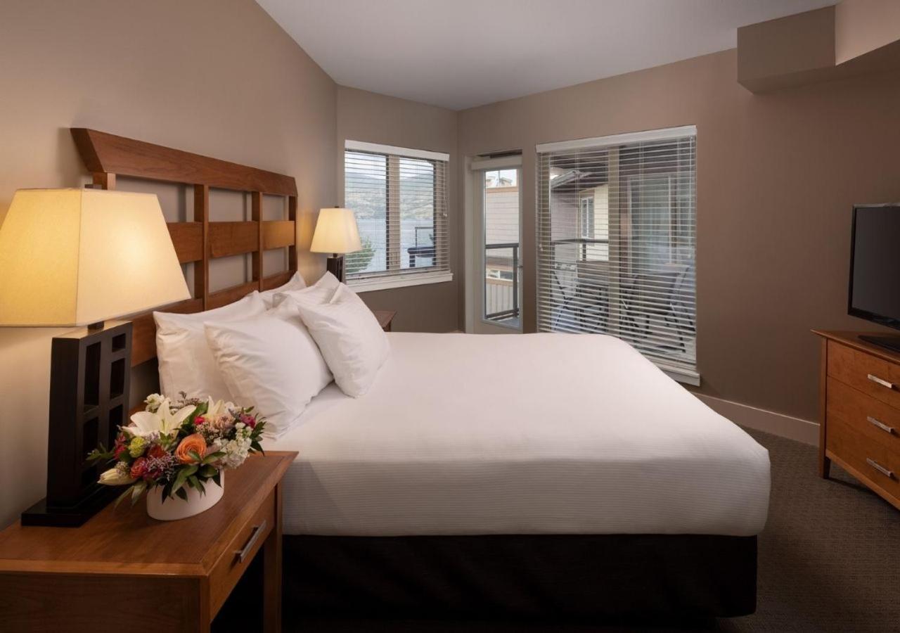 The Cove Lakeside Resort كيلونا الغربية المظهر الخارجي الصورة